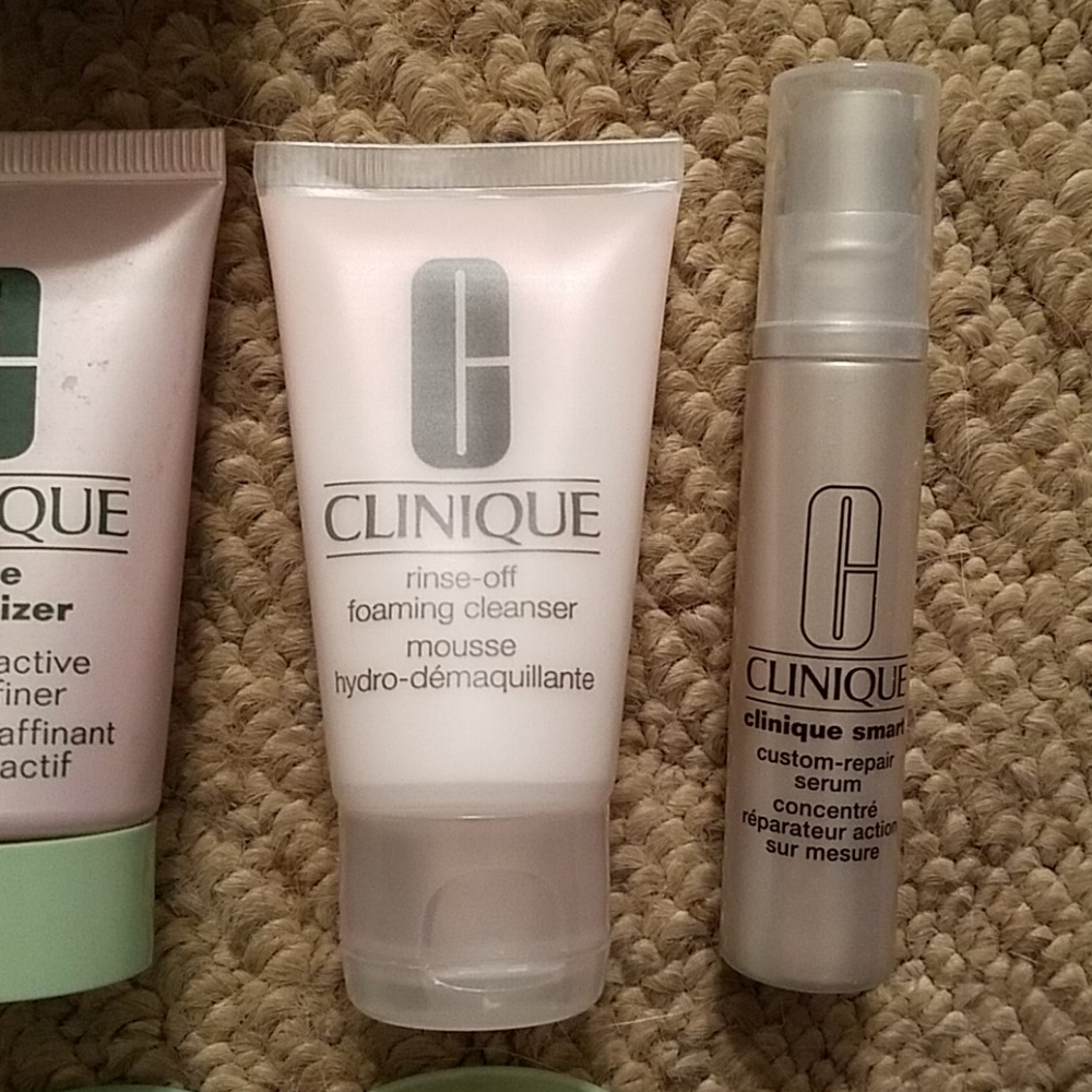 New! Clinique Facial Set - Picture 5 of 7